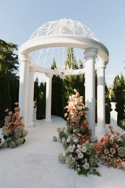 A Vintage Wedding for Angelina and Ryan