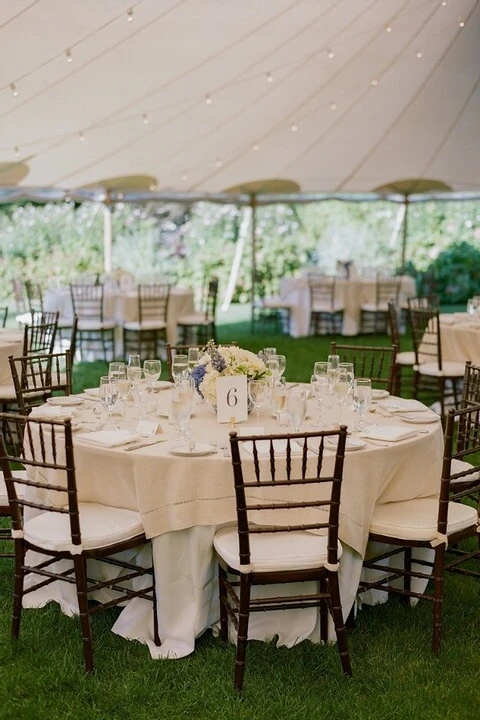 A Classic Wedding for Allie and Thomas