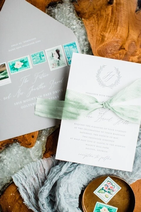 A Classic Wedding for Jessica and Jon